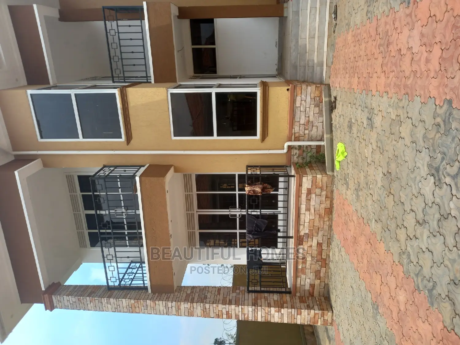Furnished 4bdrm Duplex in Najjera, Central Division for Sale in Central Division