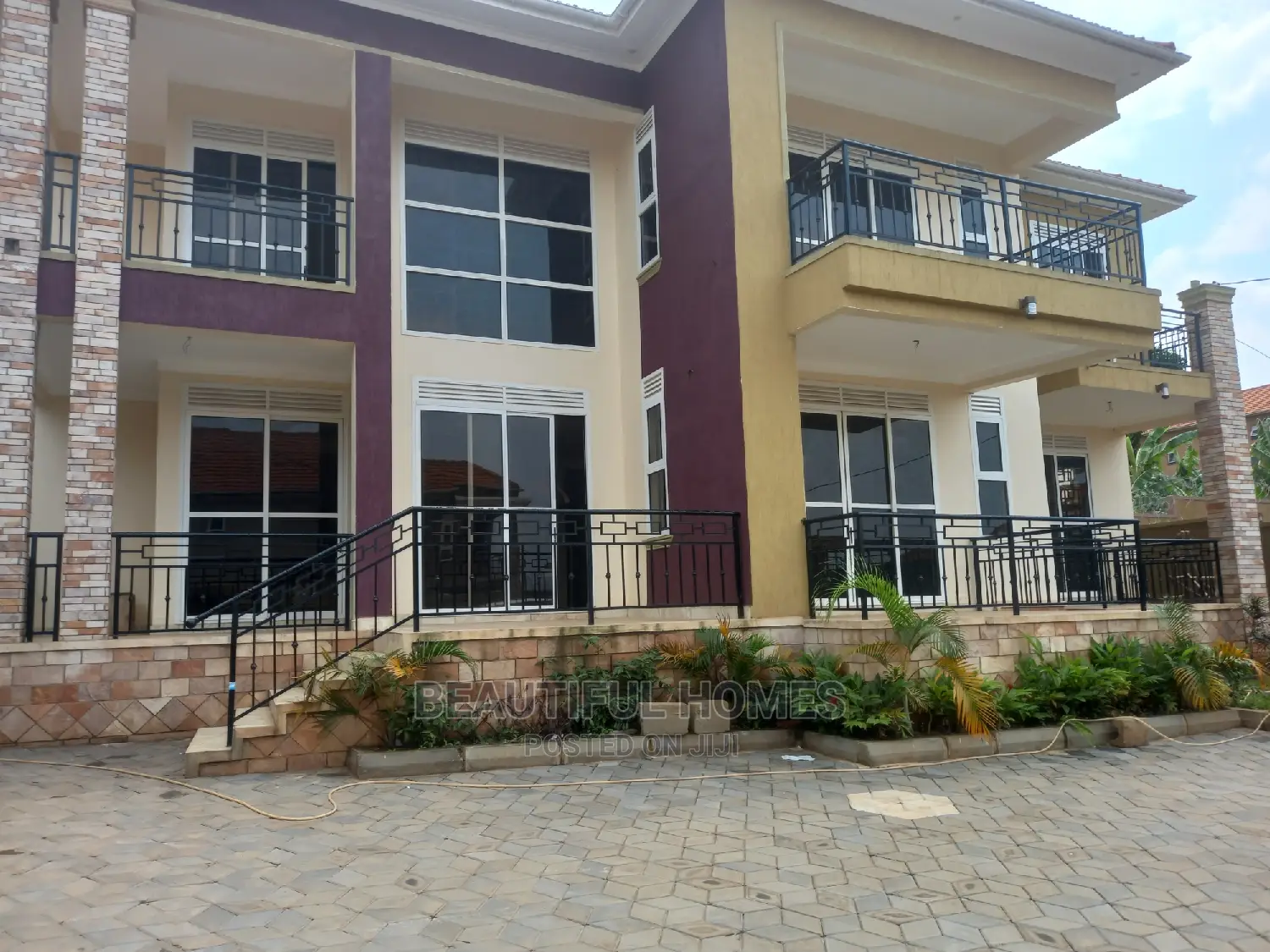 Furnished 6bdrm Mansion in Kira, Central Division for Sale in Central Division