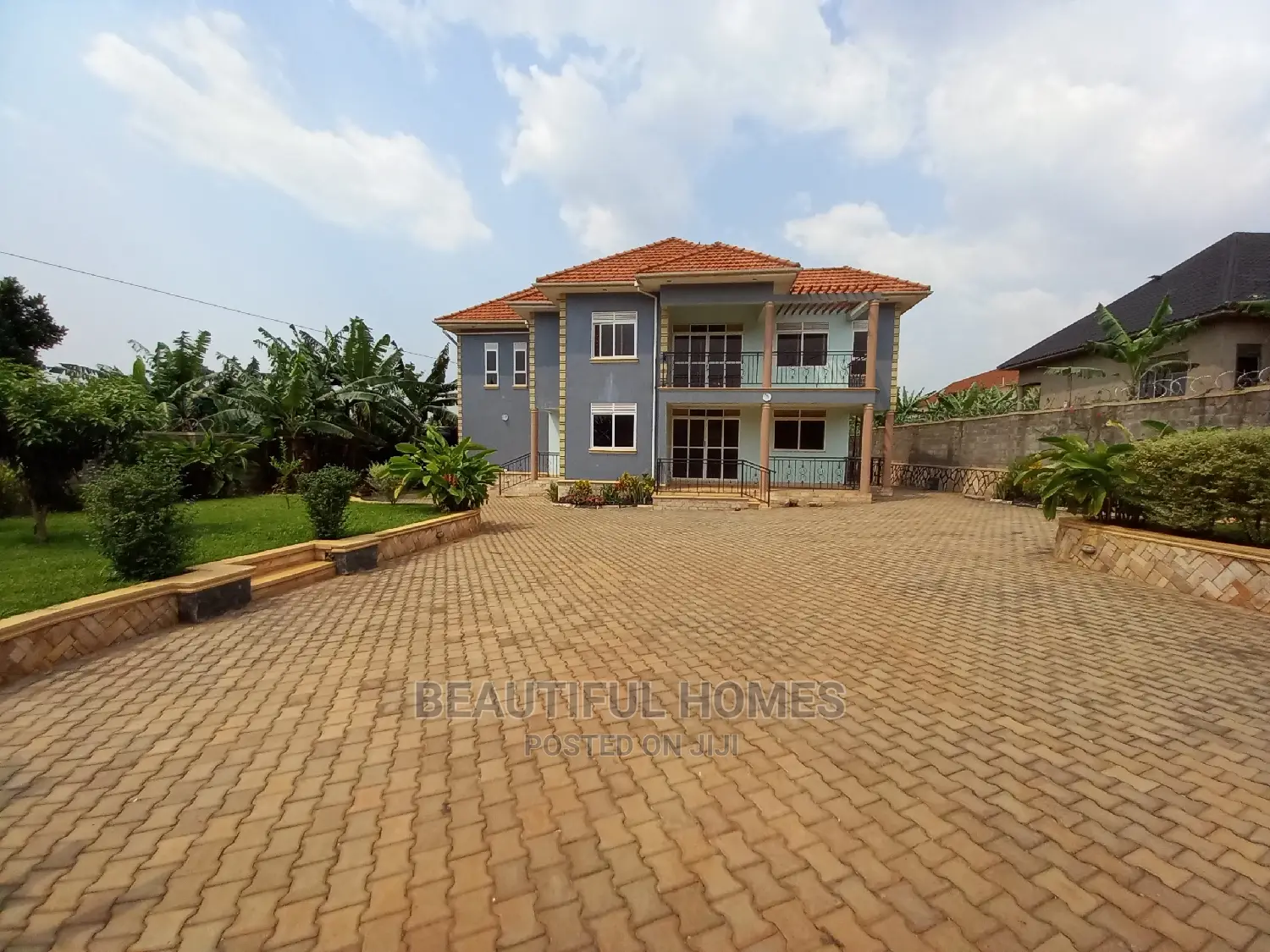 Furnished 5bdrm Mansion in Kira for Sale in Kira