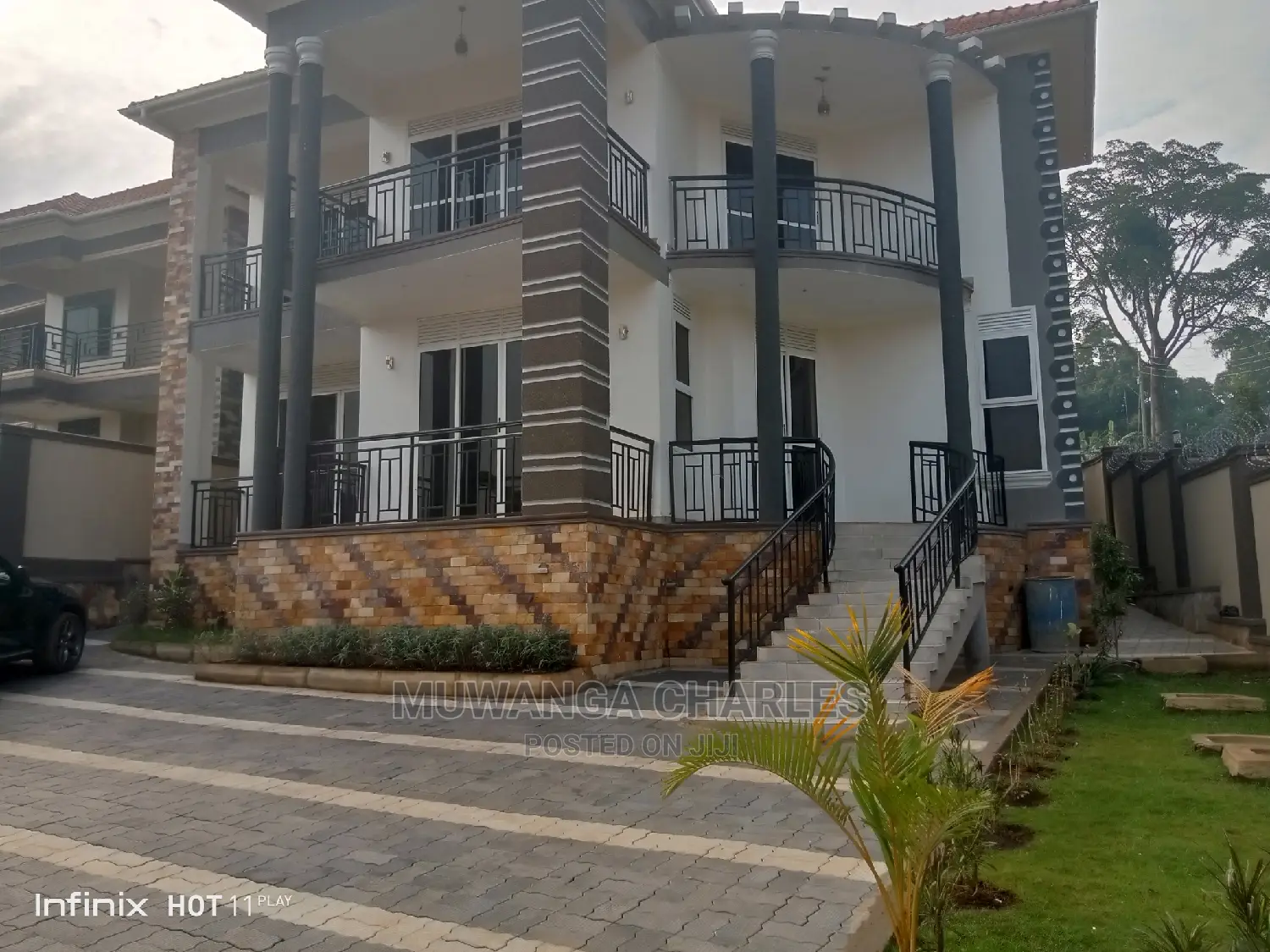 4bdrm Duplex in Fs Properties Ltd, Division B for Sale in Division B
