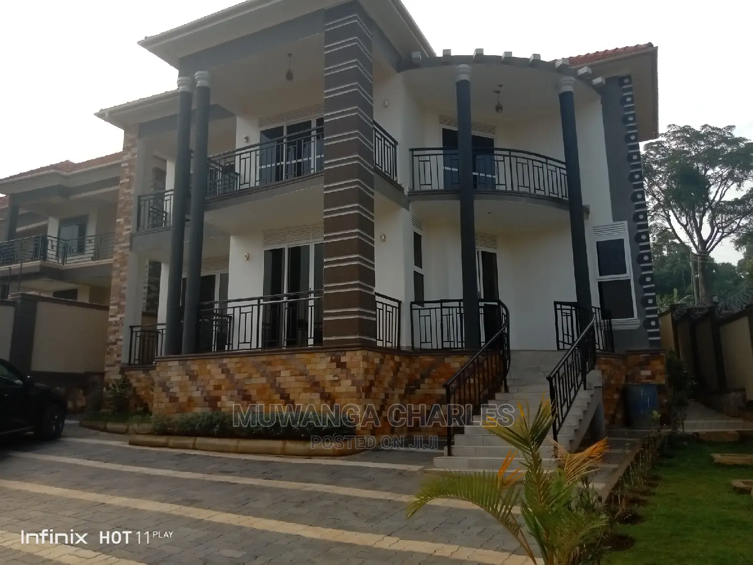 4bdrm Duplex in Fs Properties Ltd, Division B for Sale in Division B
