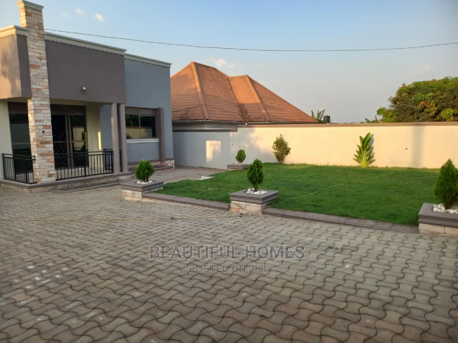 Furnished 4bdrm House in Kira for Sale in Kira