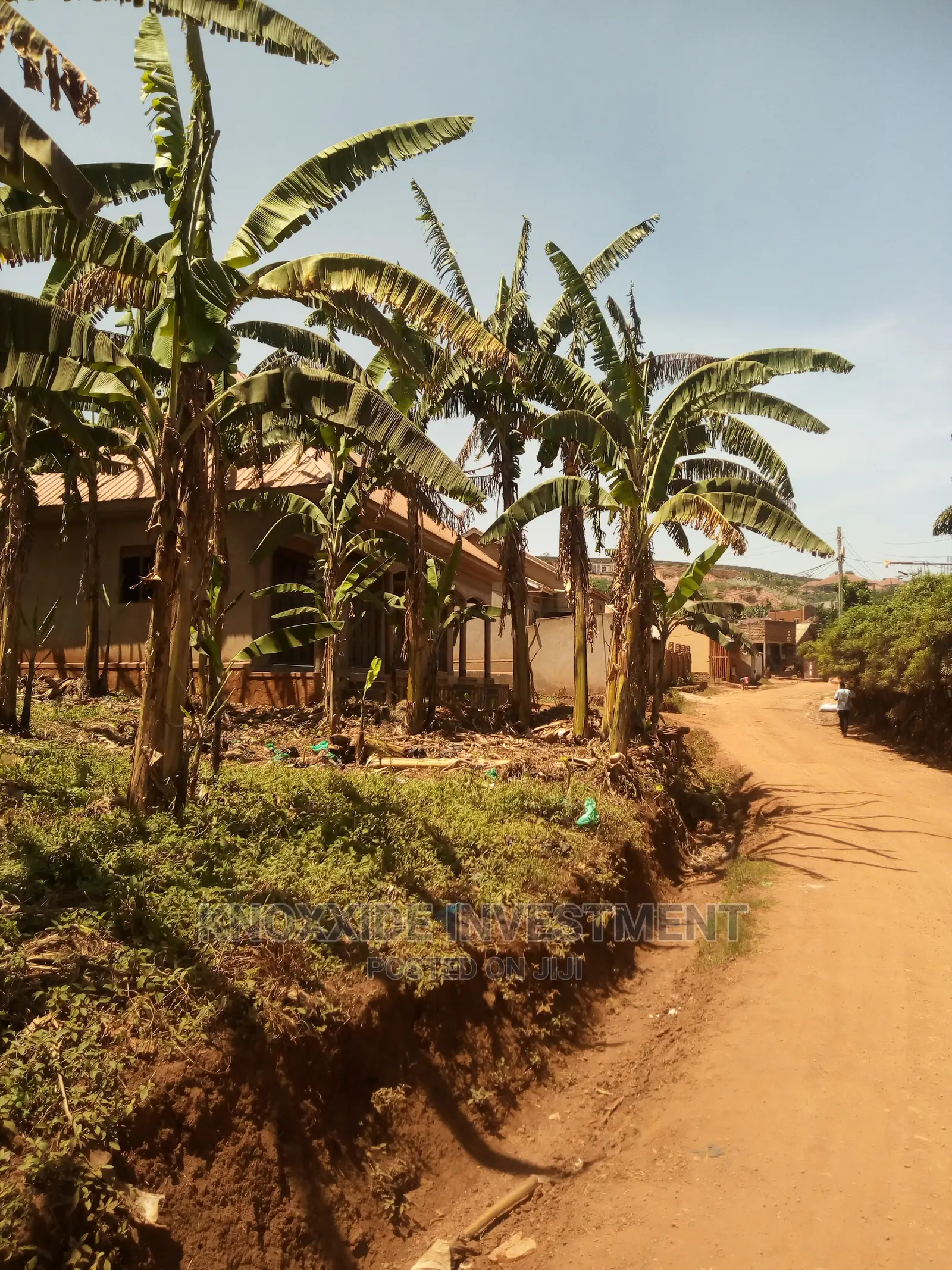 Plot for Sale 50x50ft at 15m Ugx Town Good Neigboured in Central Division