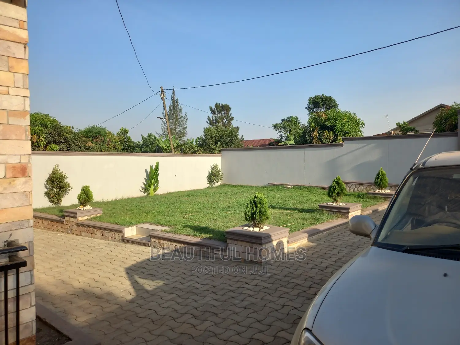 Furnished 4bdrm House in Kira for Sale in Kira