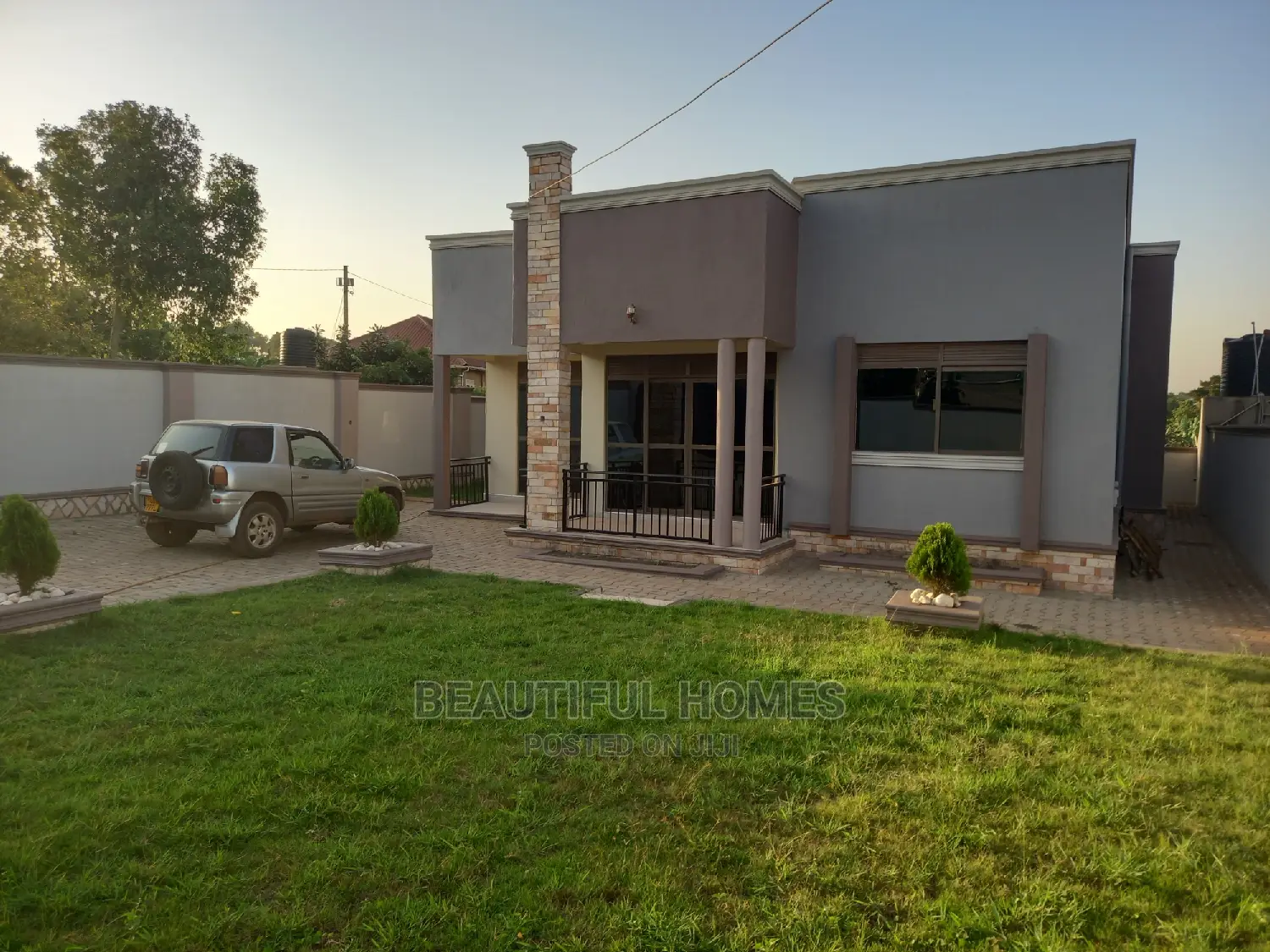 Furnished 4bdrm Bungalow in Kira for Sale in Kira