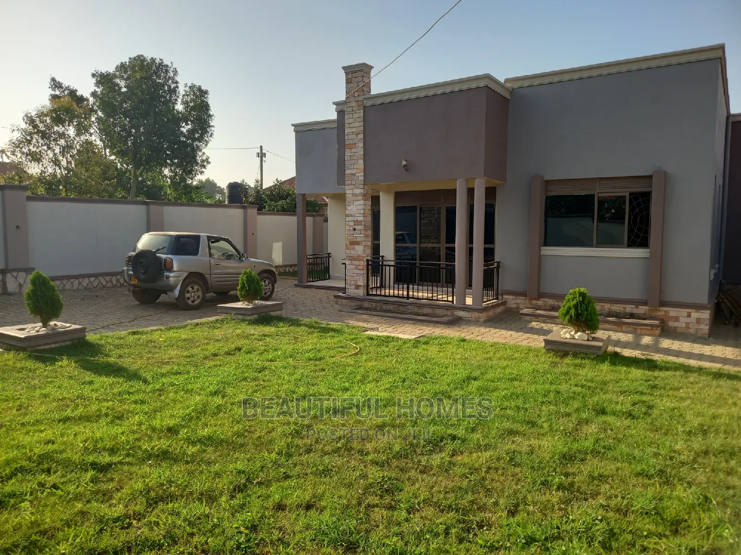 Furnished 4bdrm Bungalow in Kira for Sale in Kira