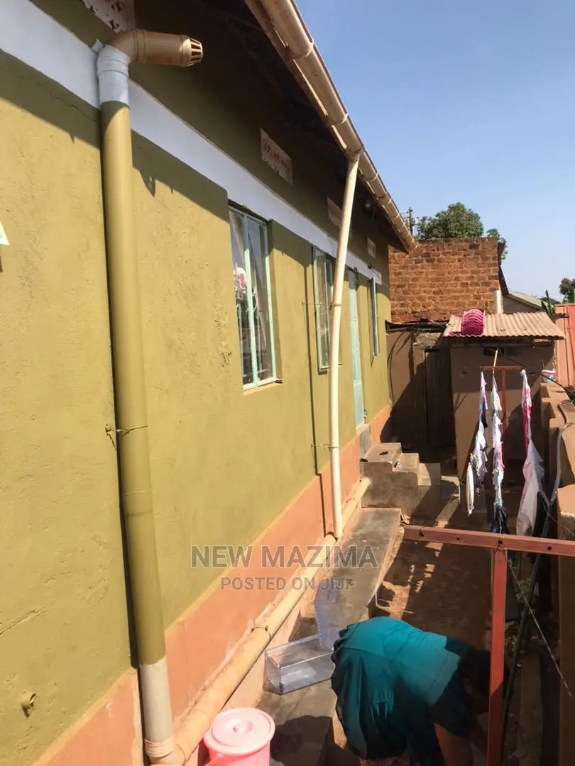 4bdrm House in Gangu Busabaala Rd, Central Division for Sale in Central Division