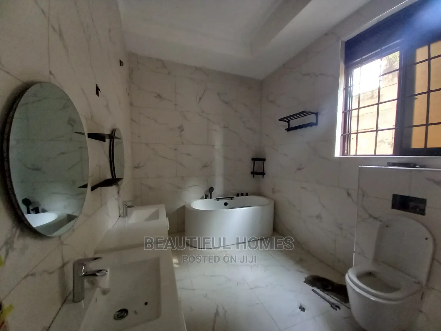 Furnished 6bdrm Mansion in Kyanja Corporates, Central Division in Central Division