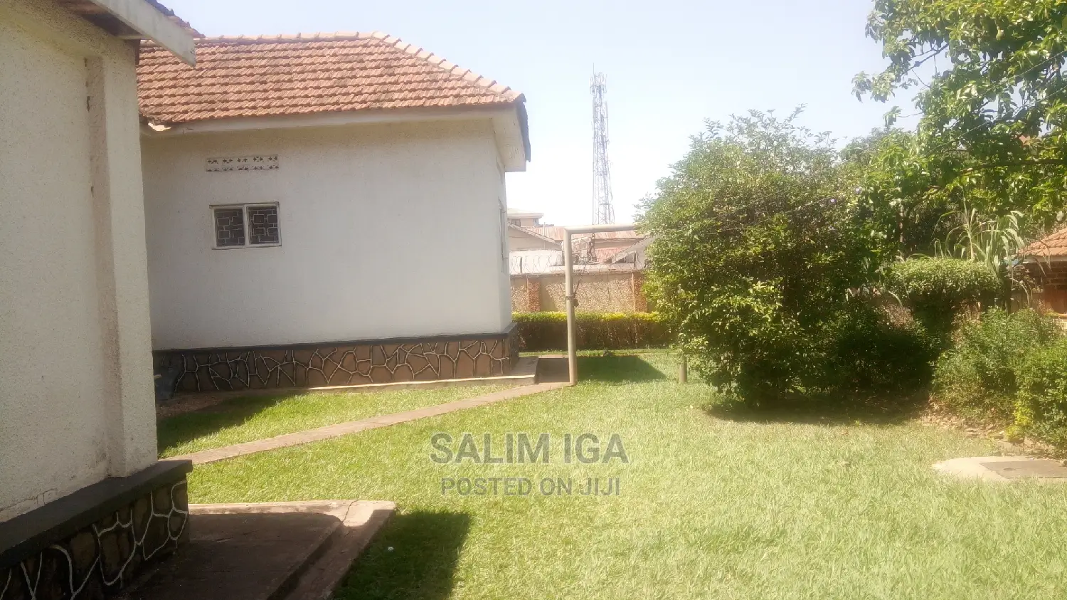 3bdrm Bungalow in Kololo Property, Central Division for Rent in Central Division
