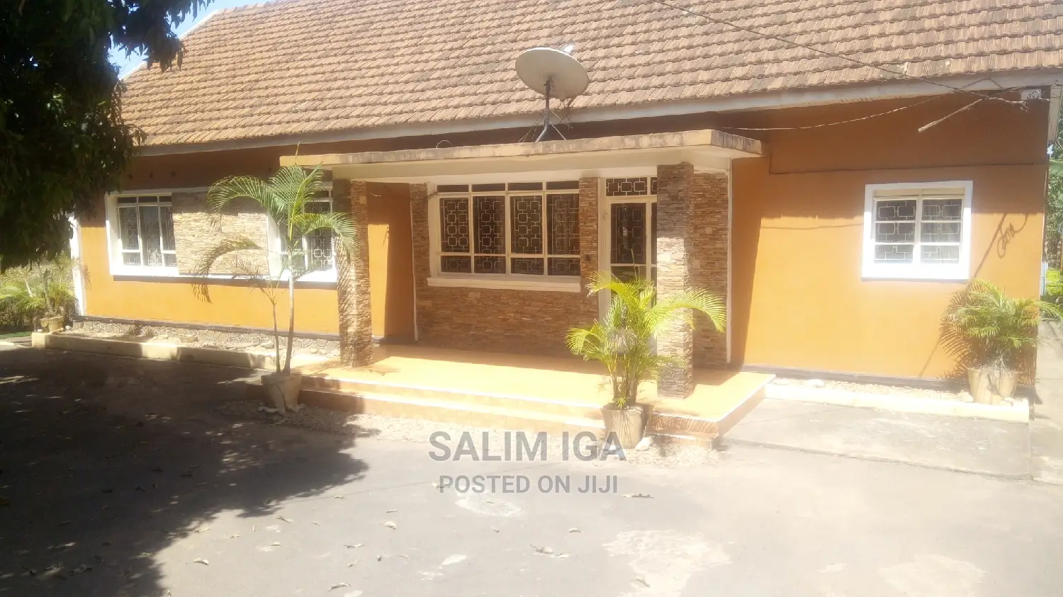 3bdrm Bungalow in Kololo Property, Central Division for Rent in Central Division