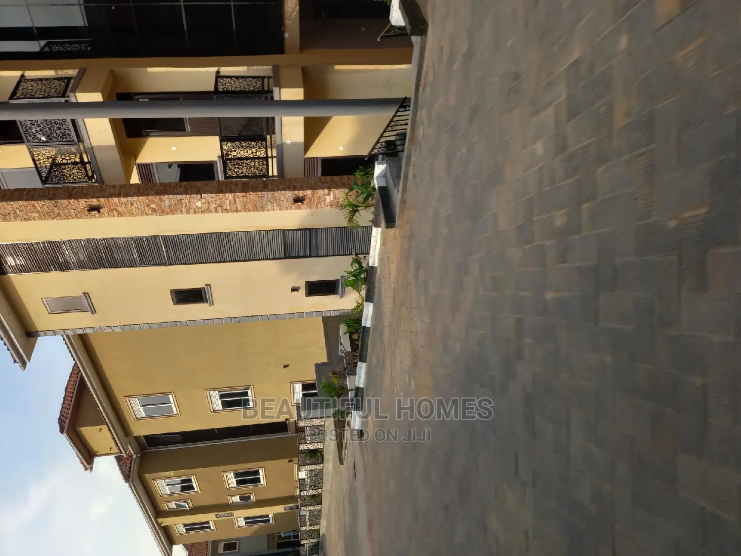 Furnished 2bdrm Apartment in Kyanja Corporate, Central Division in Central Division