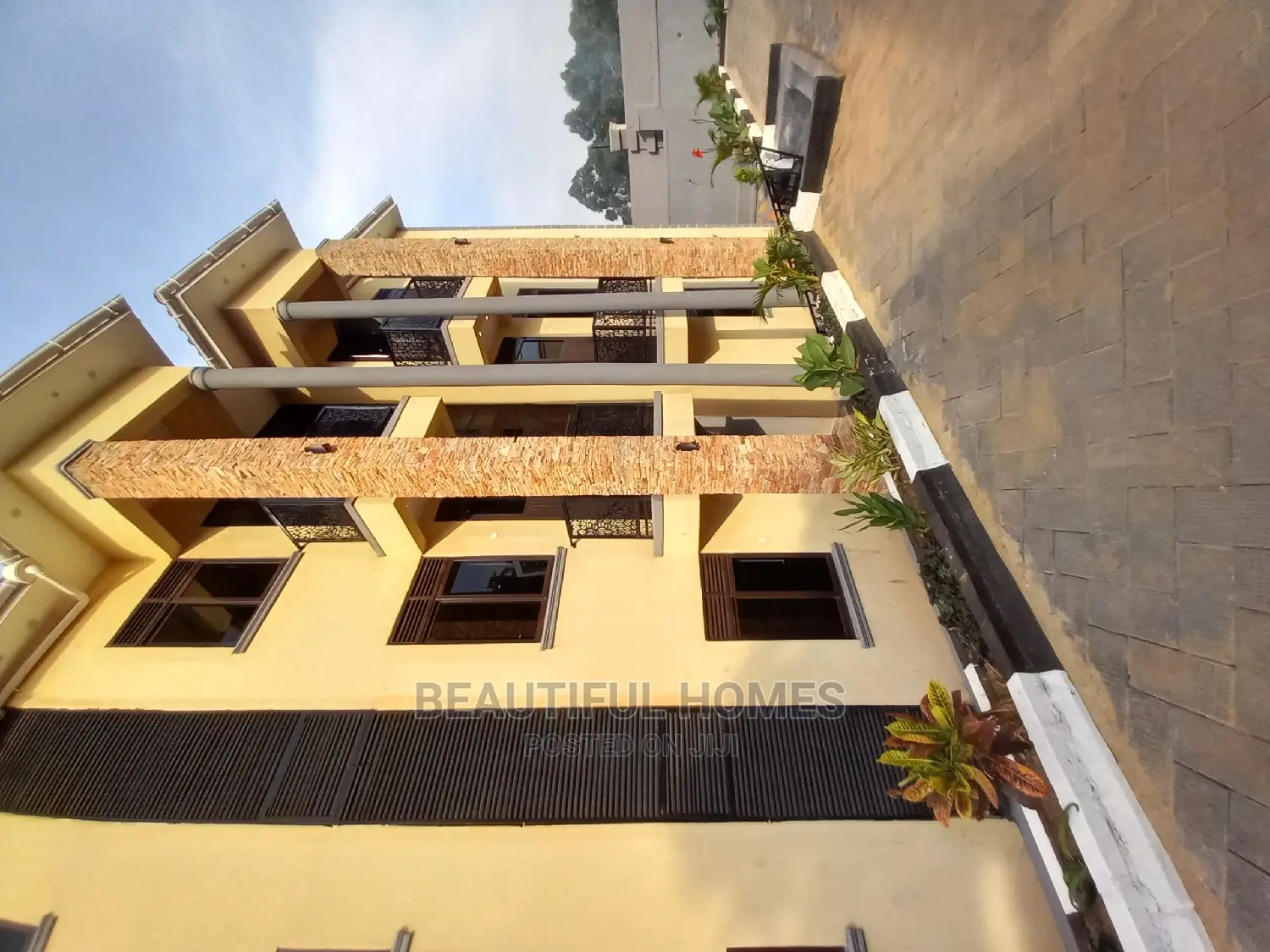 Furnished 2bdrm Block of Flats in Kyanja, Central Division for Sale in Central Division