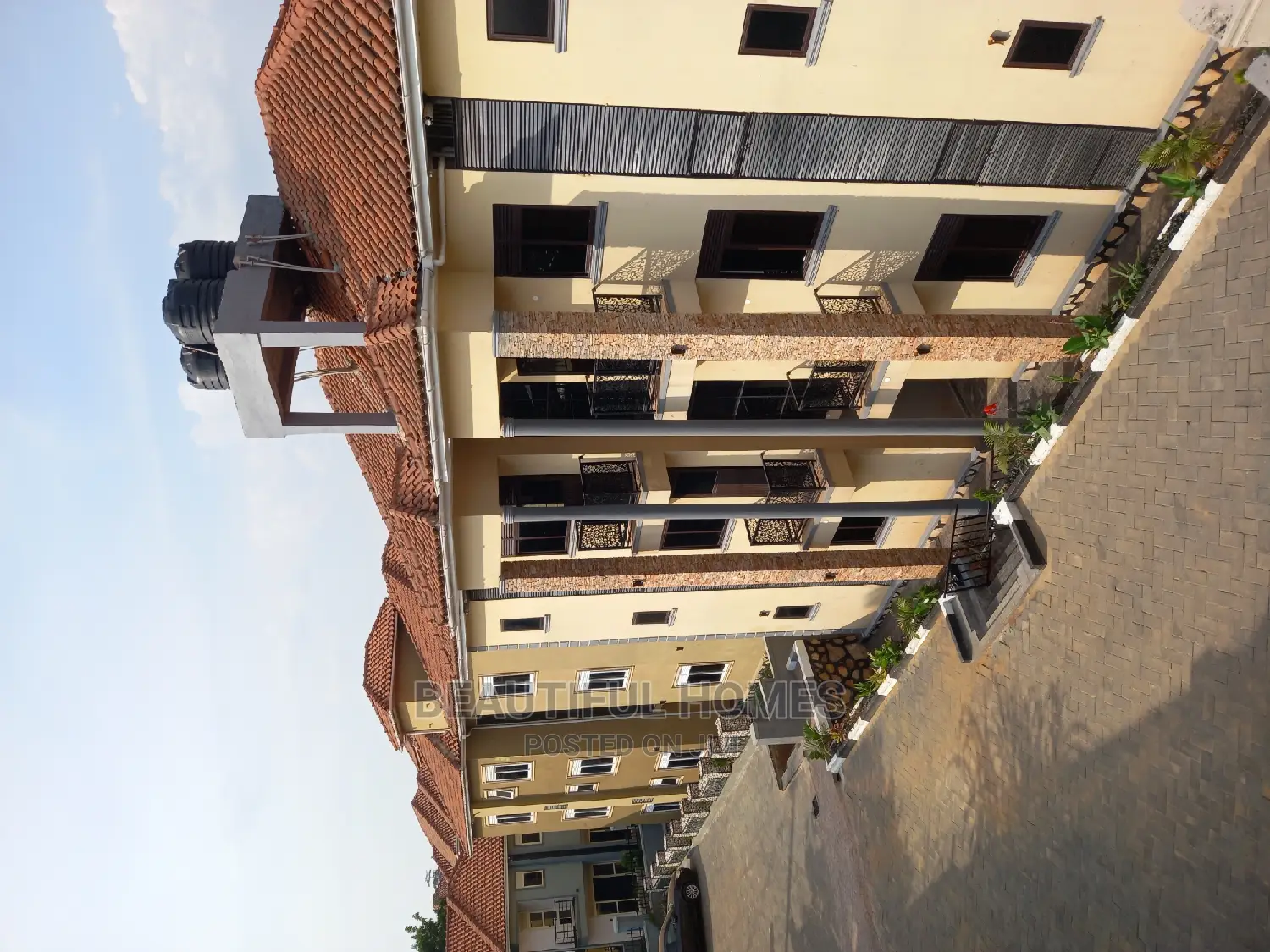 Furnished 2bdrm Block of Flats in Kyanja Corporate, Central Division in Central Division