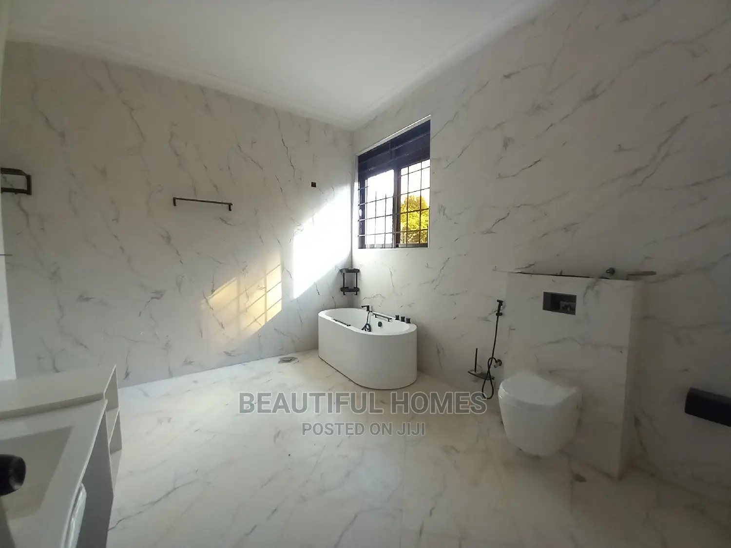Furnished 6bdrm Duplex in Kyanja, Central Division for Sale in Central Division