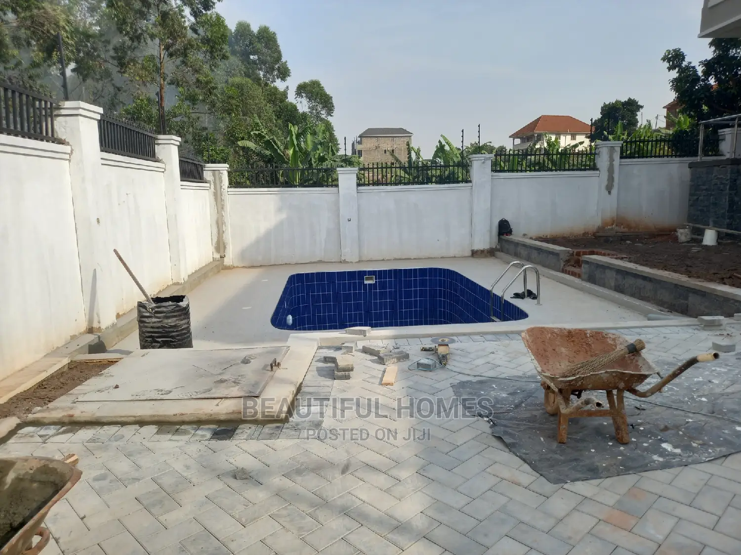 Furnished 6bdrm Mansion in Kyanja Corporate, Central Division for Sale in Central Division