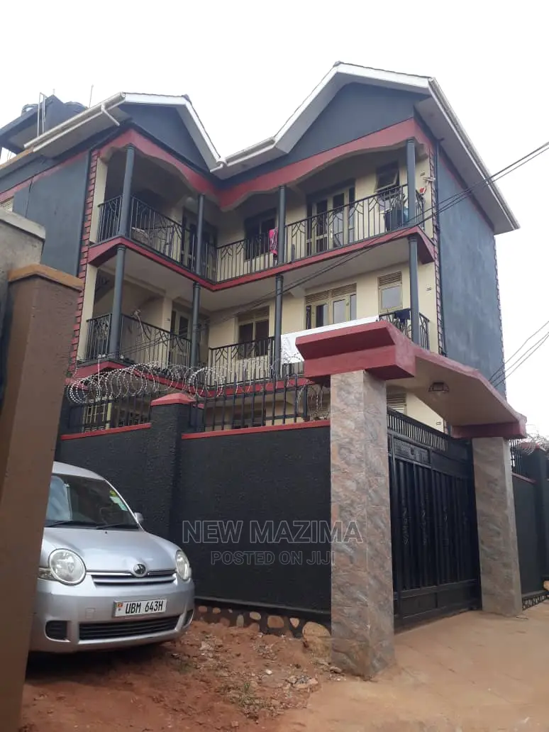 6bdrm House in Salaama Munyonyo Rd, Central Division for Sale in Central Division
