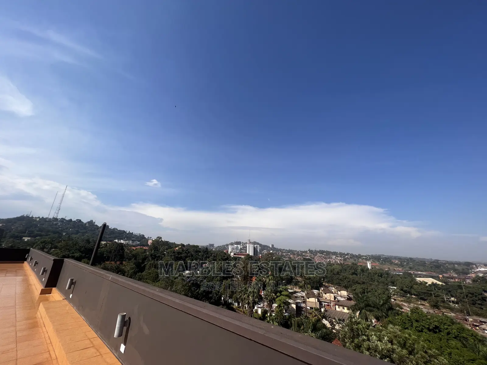 Furnished 4bdrm Condo in Kololo, Central Division for Sale in Central Division