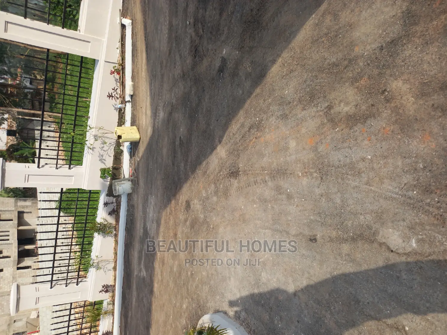 Furnished 6bdrm Mansion in Kyanja Classy, Central Division for Sale in Central Division