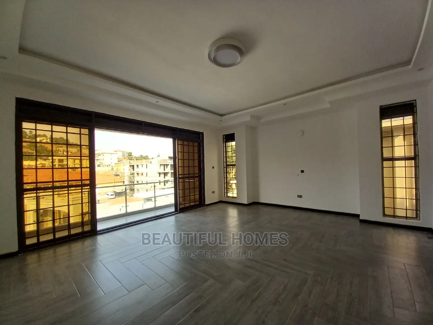 Furnished 6bdrm Mansion in Kyanja, Central Division for Sale in Central Division