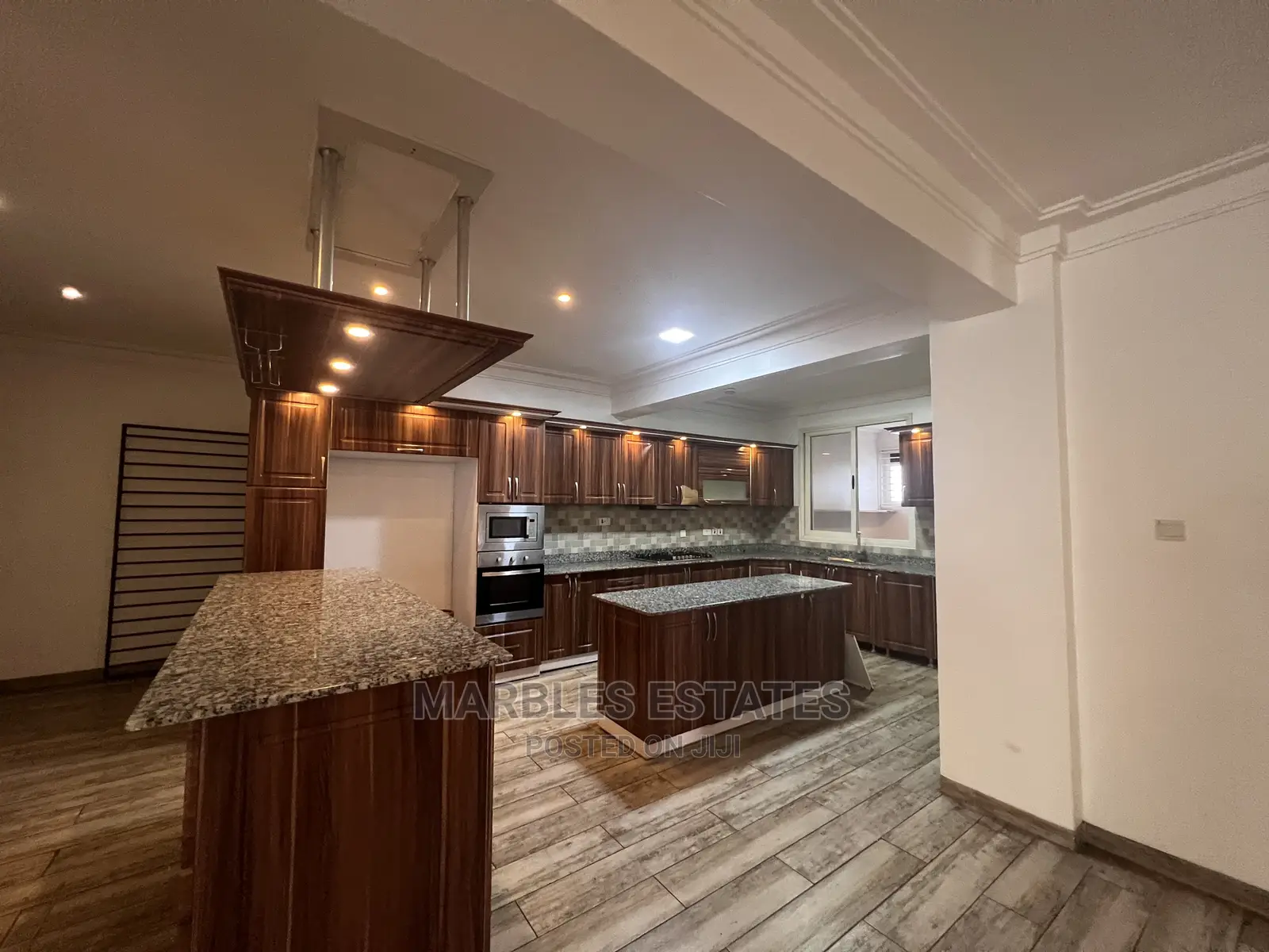 Furnished 4bdrm Condo in Kololo, Central Division for Sale in Central Division