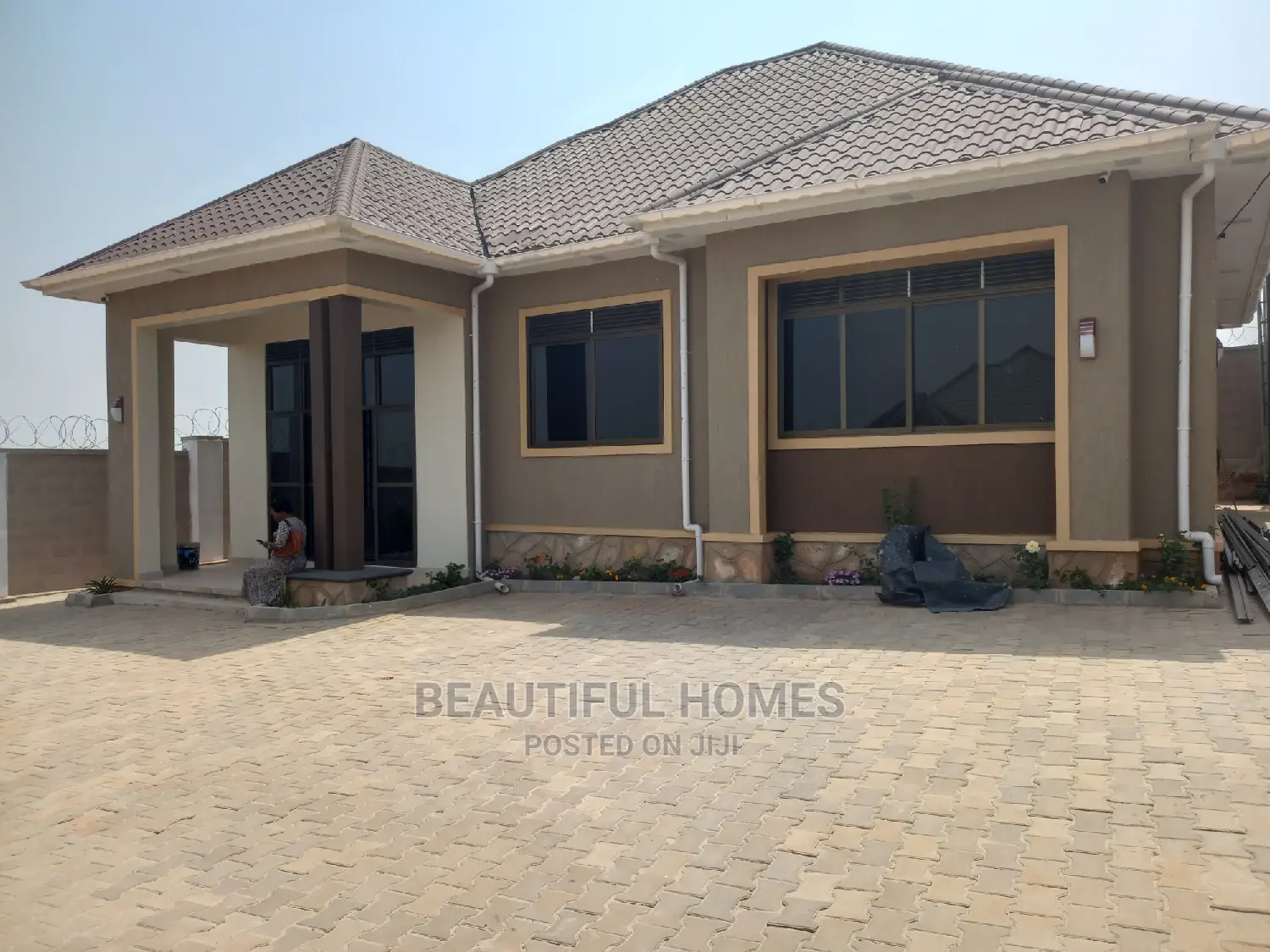 Furnished 3bdrm House in Nakwero, Kira for Sale in Kira