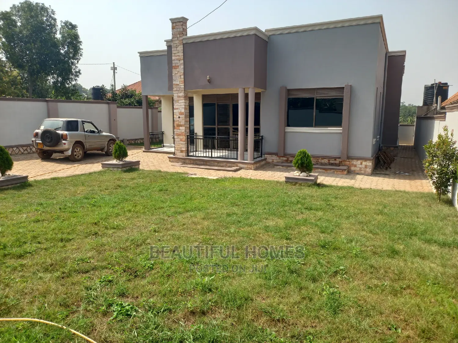 Furnished 4bdrm Bungalow in Kira for Sale in Kira