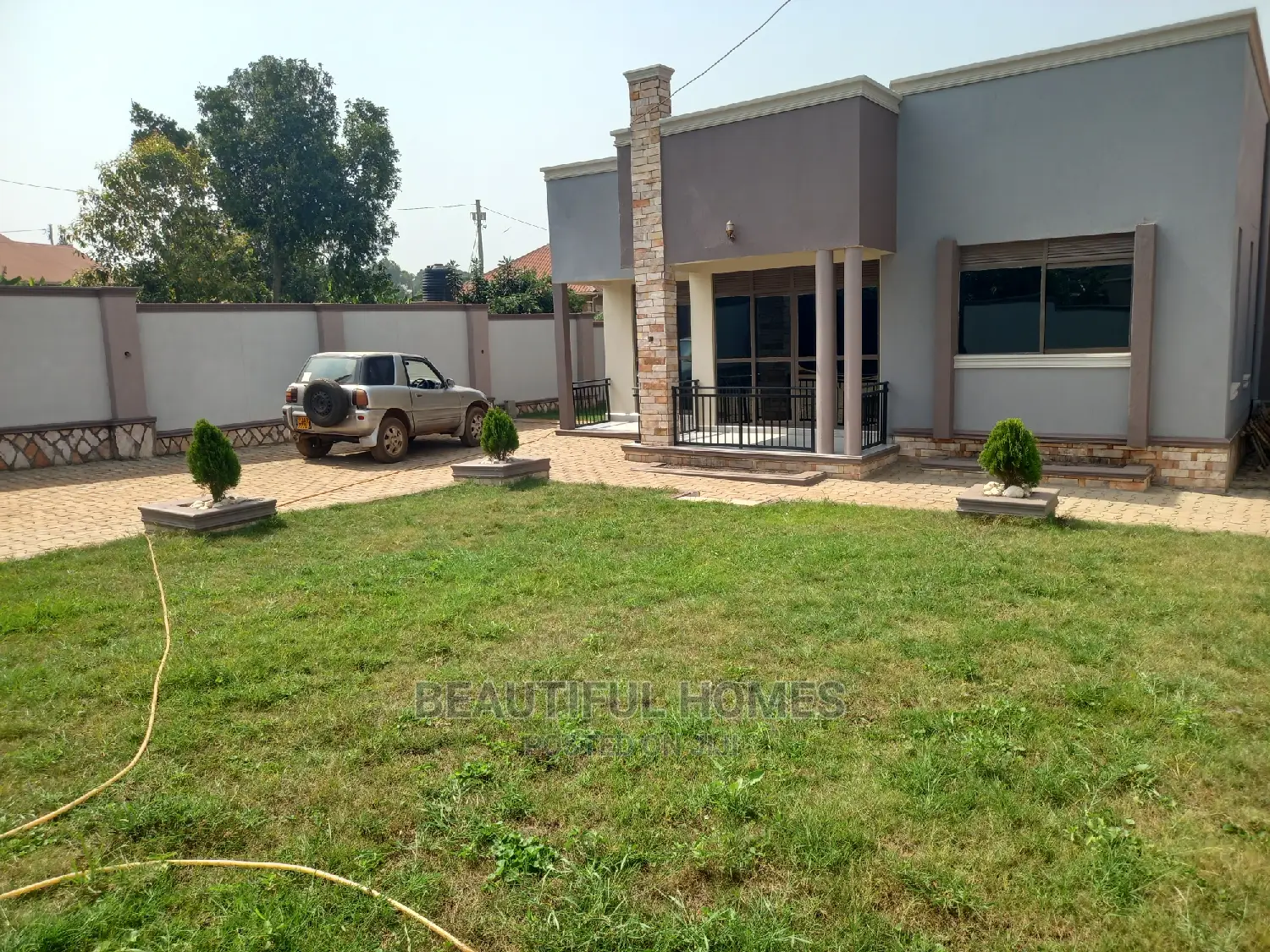 Furnished 4bdrm Bungalow in Kira for Sale in Kira