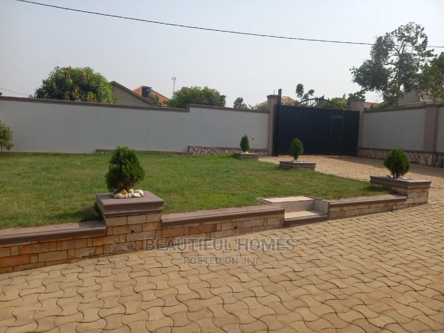 Furnished 4bdrm House in Kira for sale in Kira