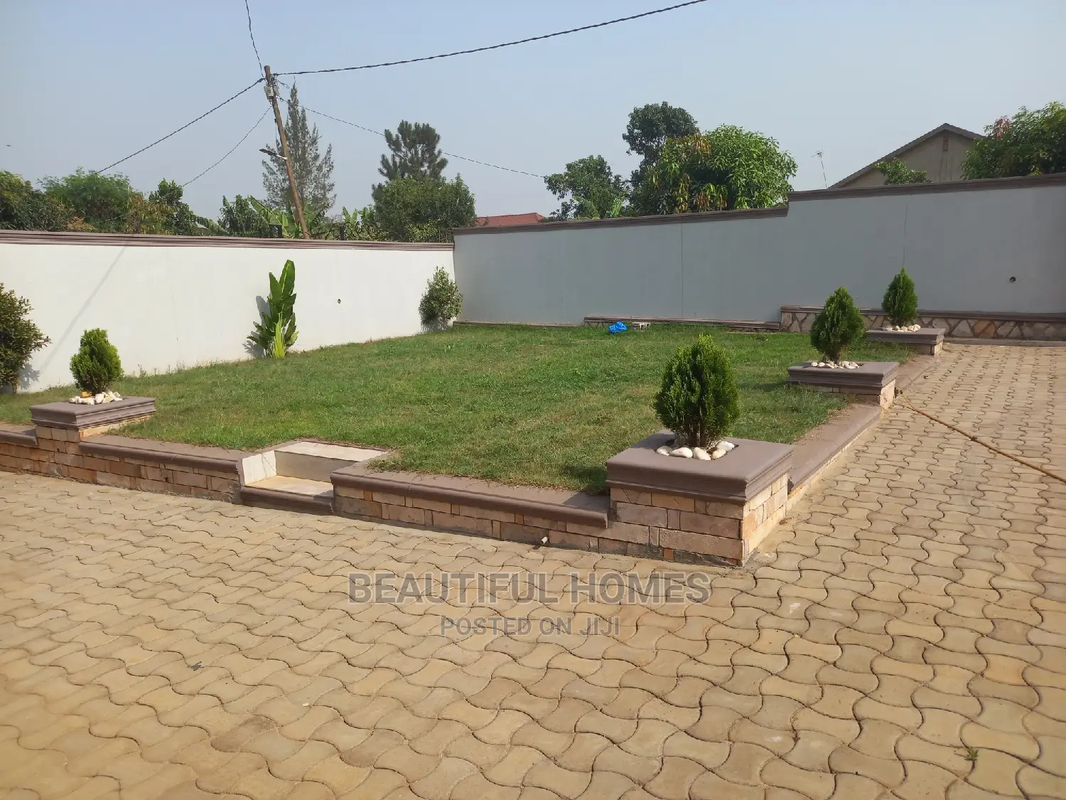 Furnished 4bdrm House in Kira for sale in Kira