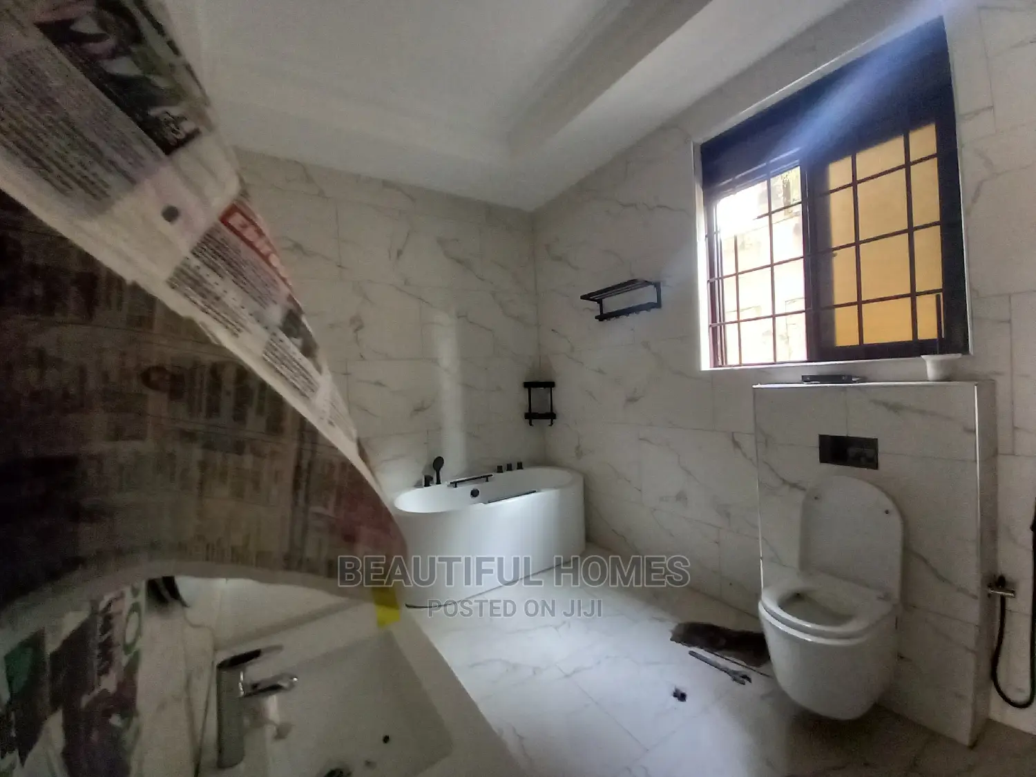 Furnished 6bdrm Mansion in Kyanja Wealthy, Central Division for Sale in Central Division