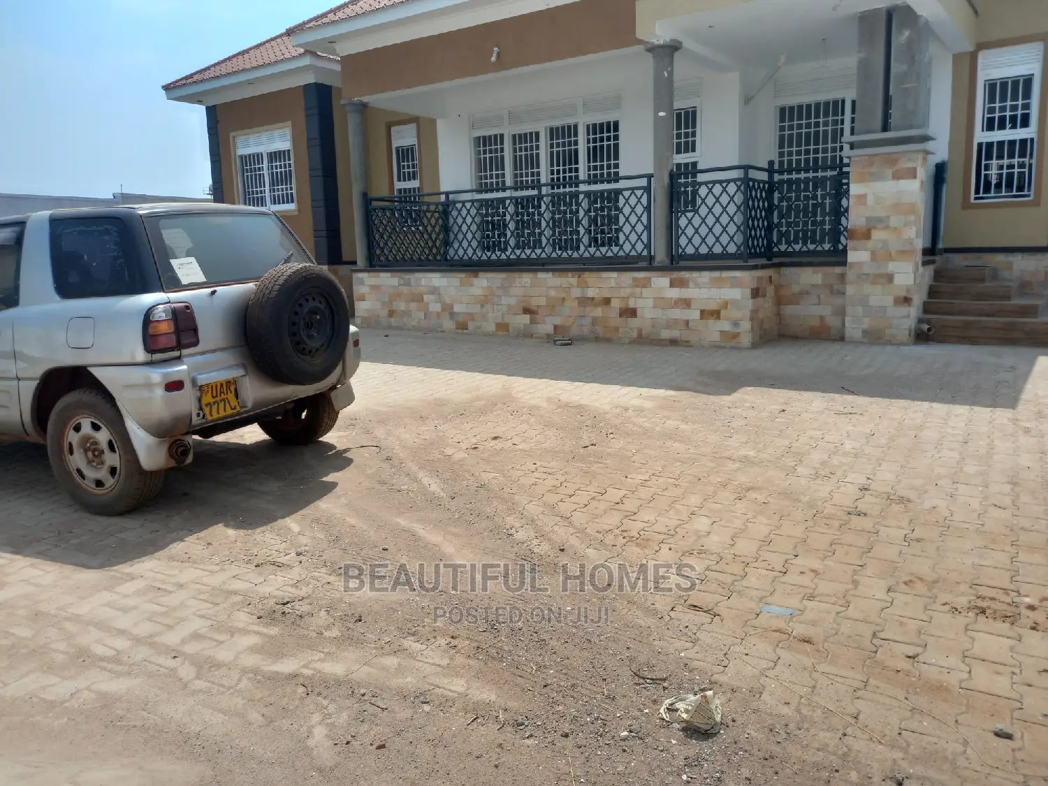 Furnished 4bdrm Bungalow in Kira for Sale in Kira