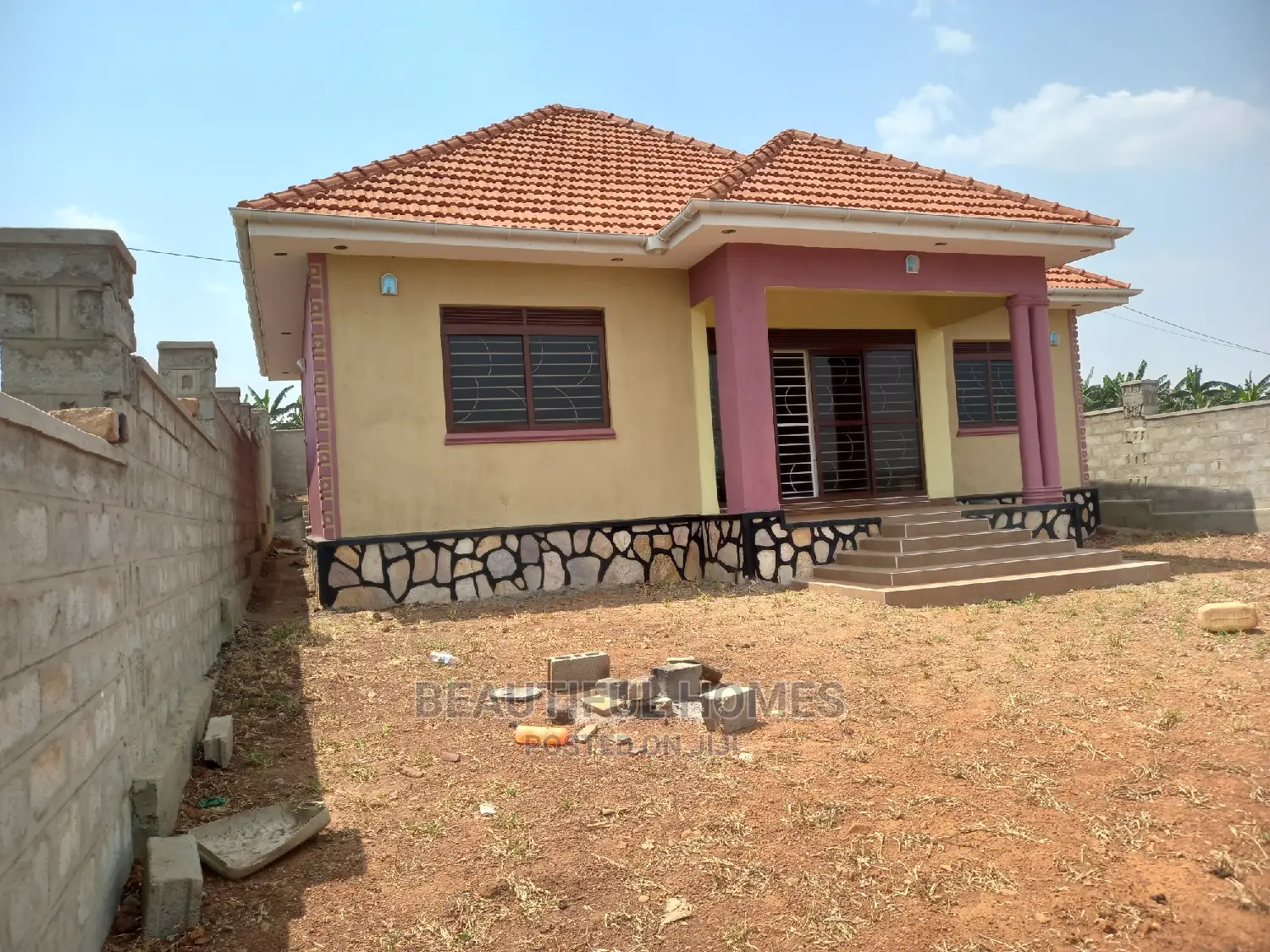 Furnished 4bdrm Bungalow in Kira for Sale in Kira