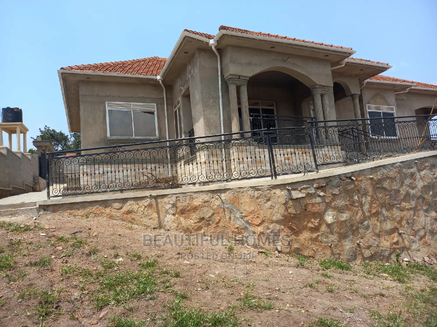 Furnished 4bdrm House in Kira for Sale in Kira