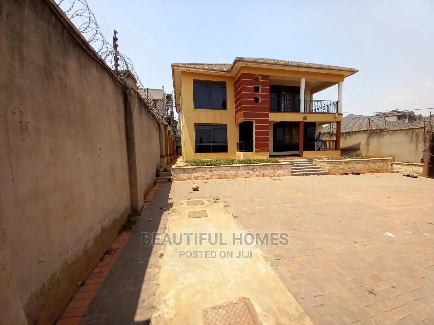 Furnished 5bdrm Duplex in Kira, Central Division for Sale in Central Division