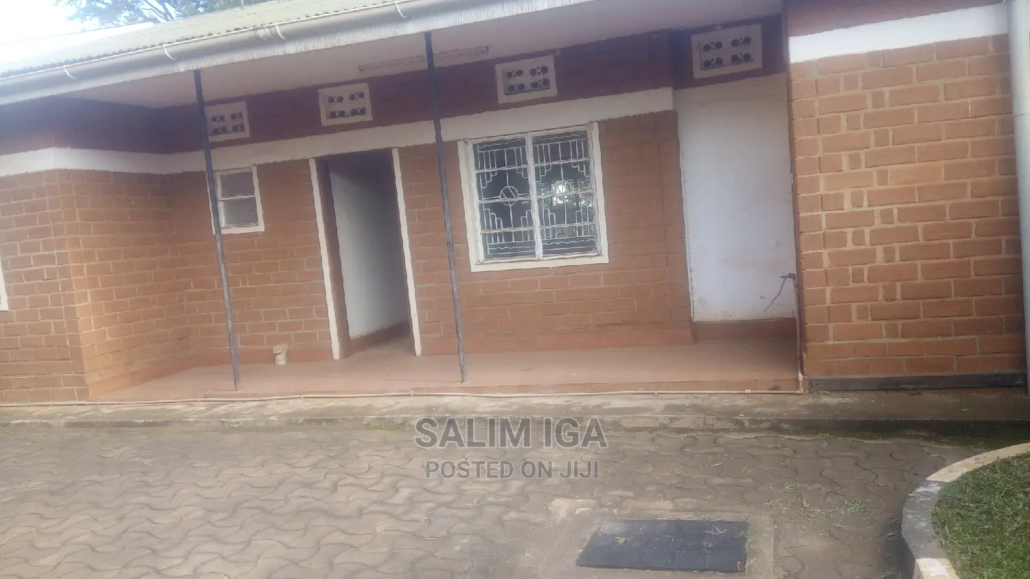 3bdrm Bungalow in Kololo Property, Central Division for Rent in Central Division