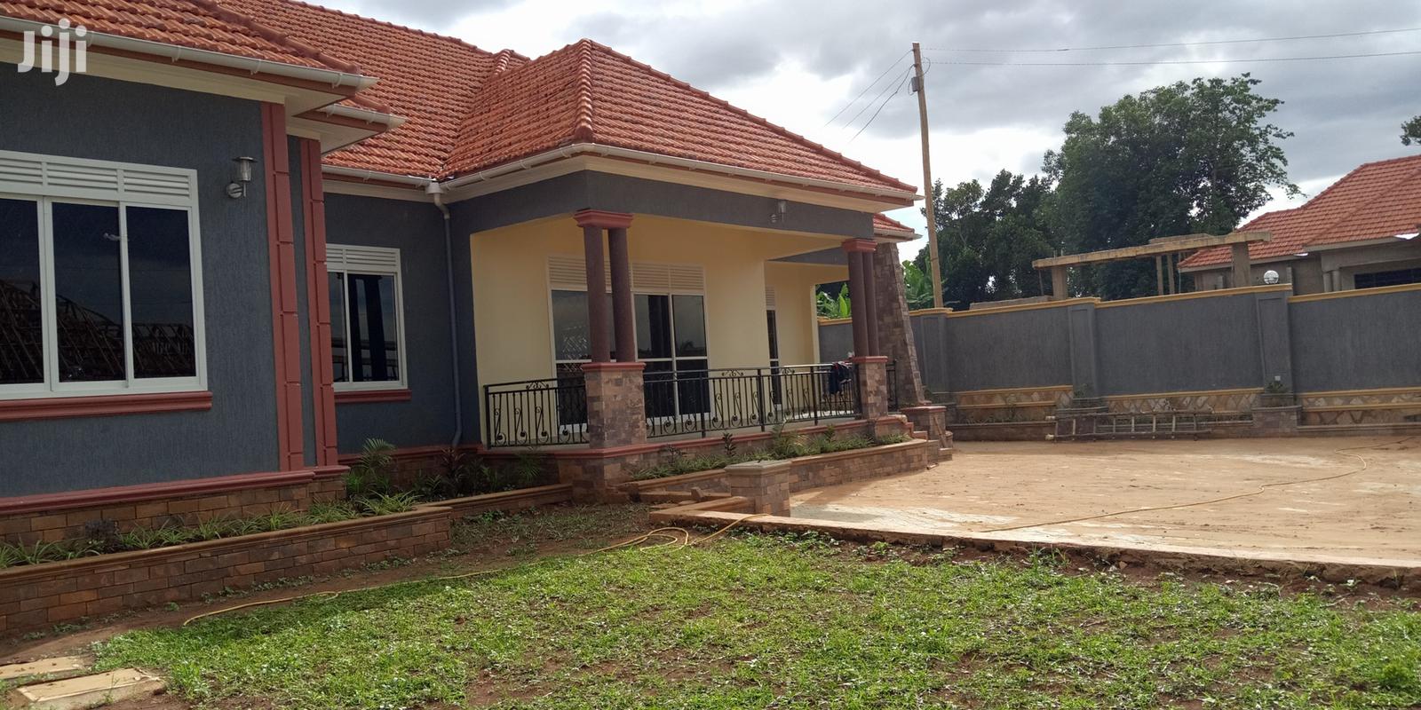 Kisaasi Absolute Mansion on Sell in Kampala