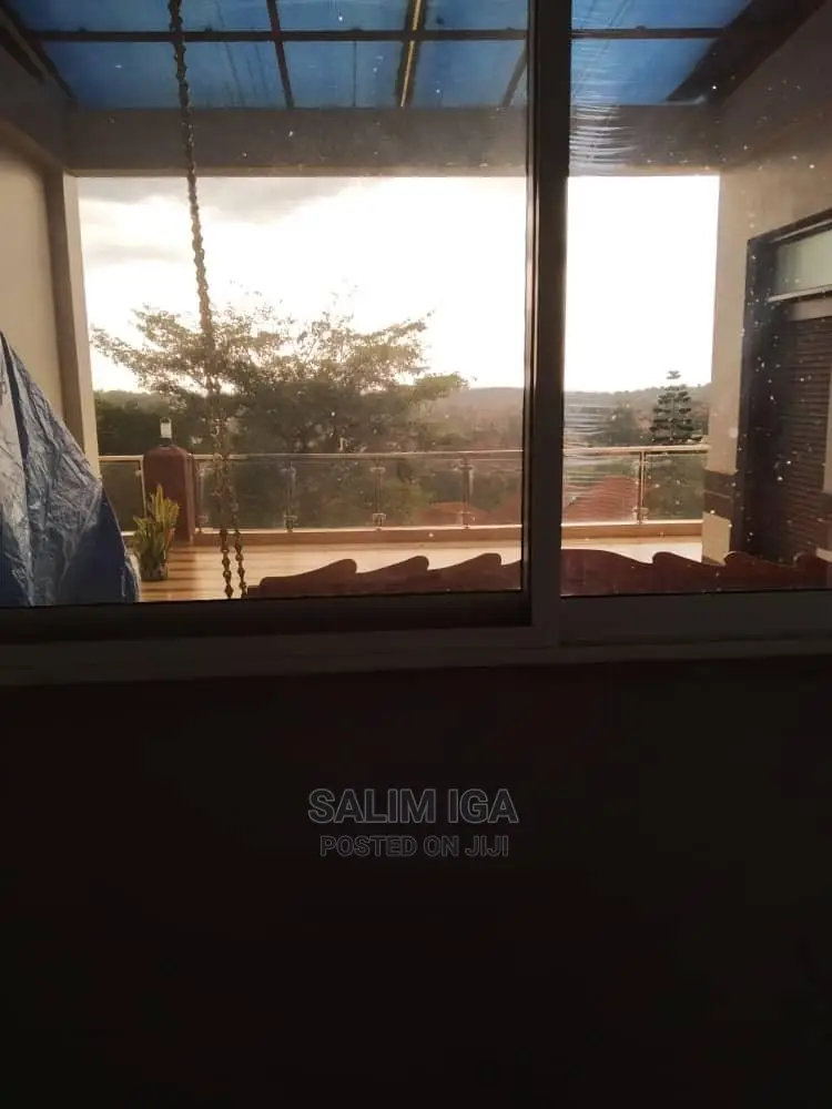 5bdrm Duplex in Kololo Property, Central Division for Rent in Central Division