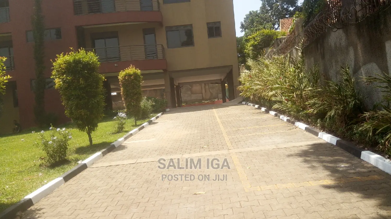 10bdrm Block of Flats in Kololo Property, Central Division for Rent in Central Division