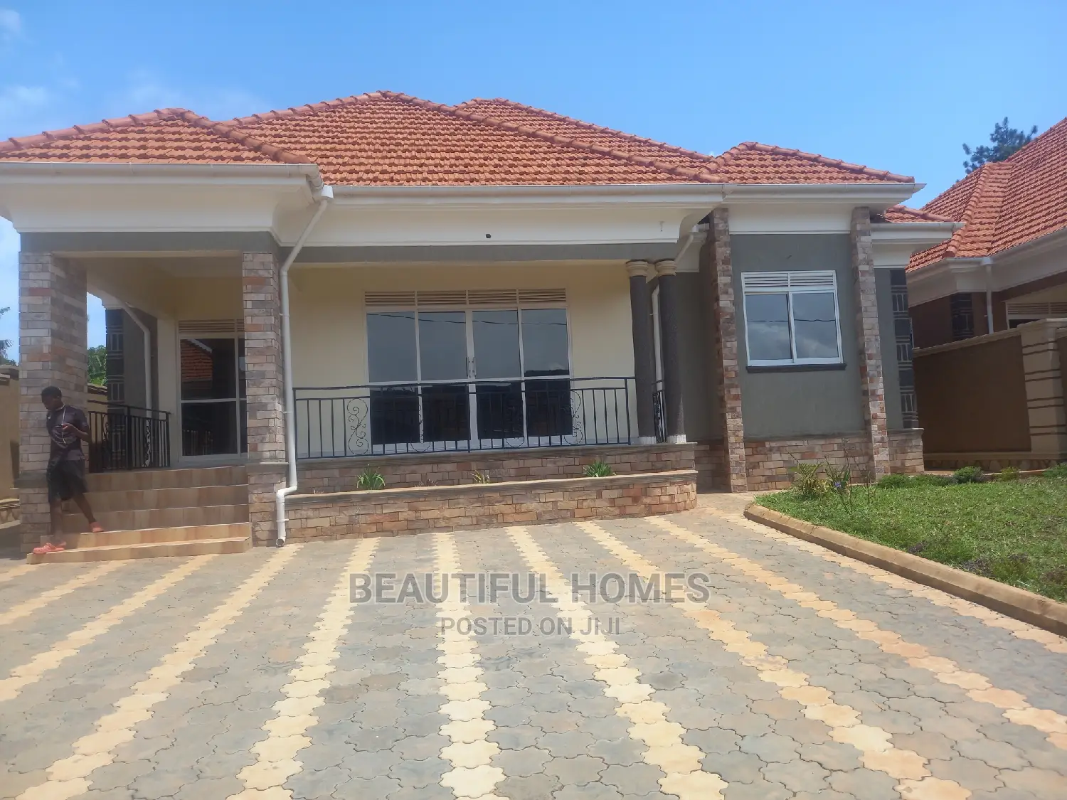 Furnished 4bdrm Bungalow in Kira, Central Division for Sale in Central Division