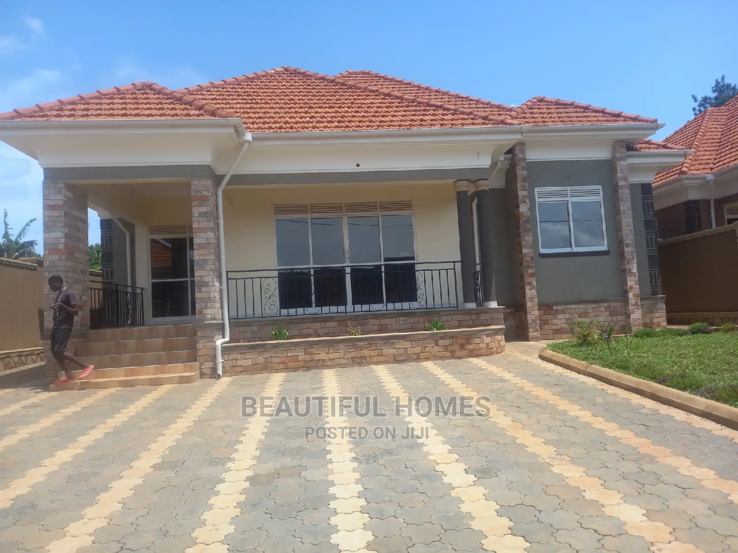 Furnished 4bdrm Bungalow in Kira, Central Division for Sale in Central Division