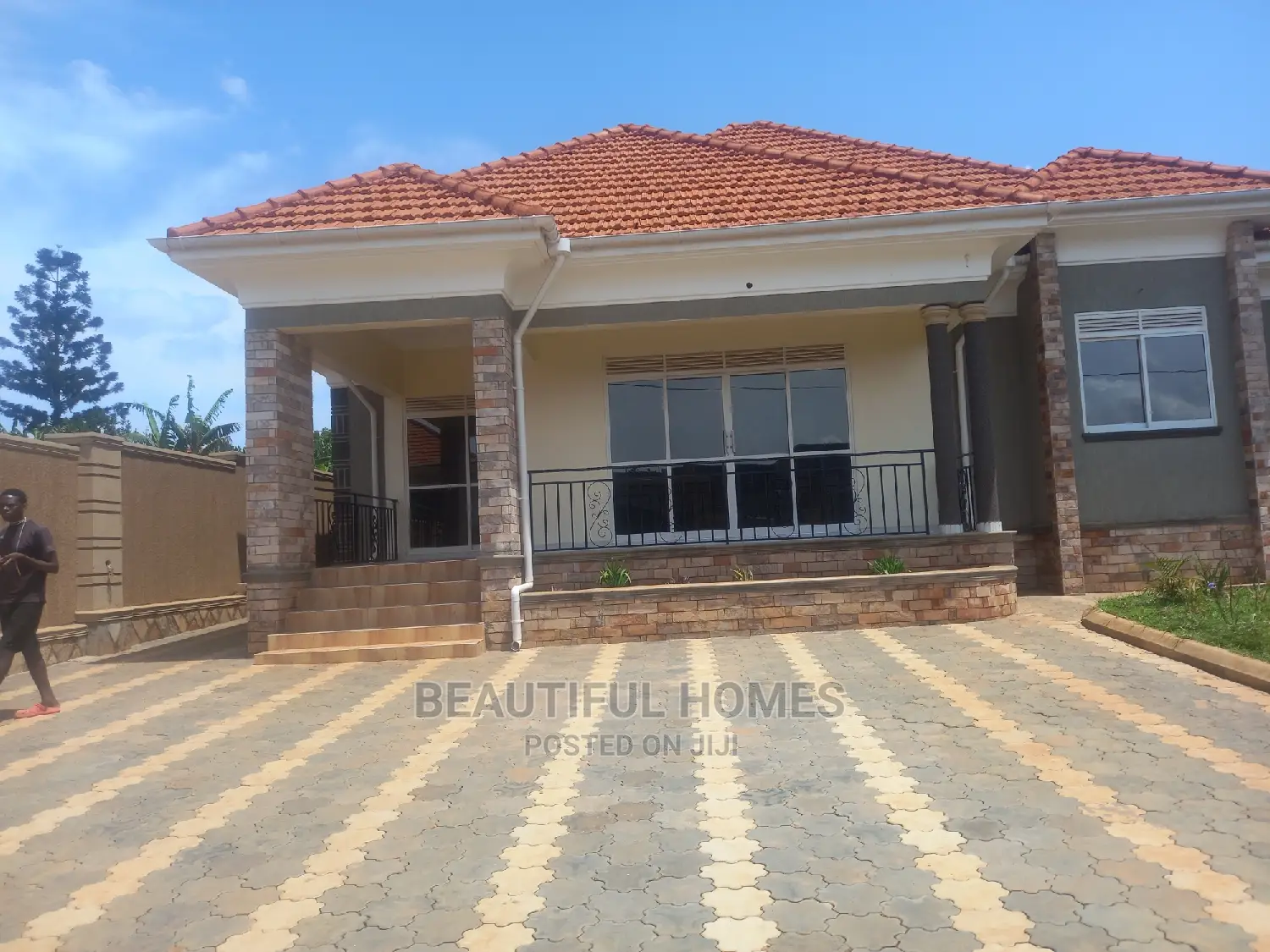 Furnished 4bdrm Bungalow in Kira Corporate for Sale in Kira