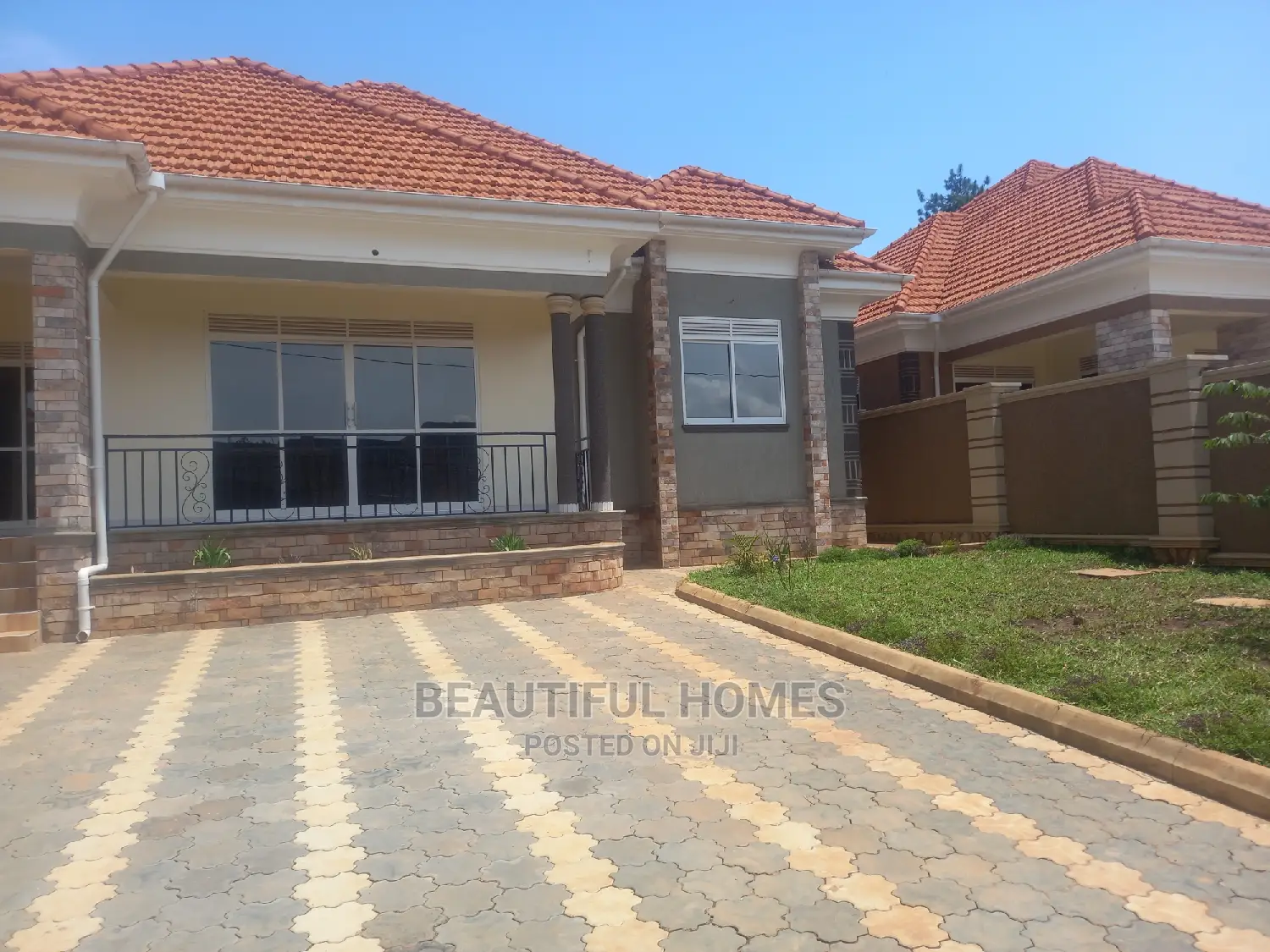 Furnished 4bdrm Bungalow in Kira Corporate for Sale in Kira