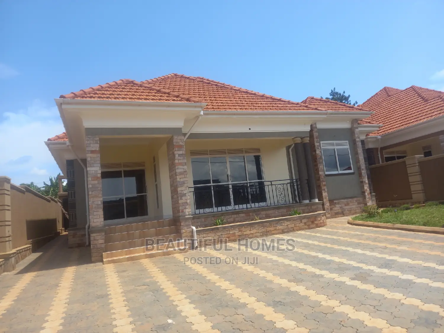Furnished 4bdrm House in Kira Posh for Sale in Kira