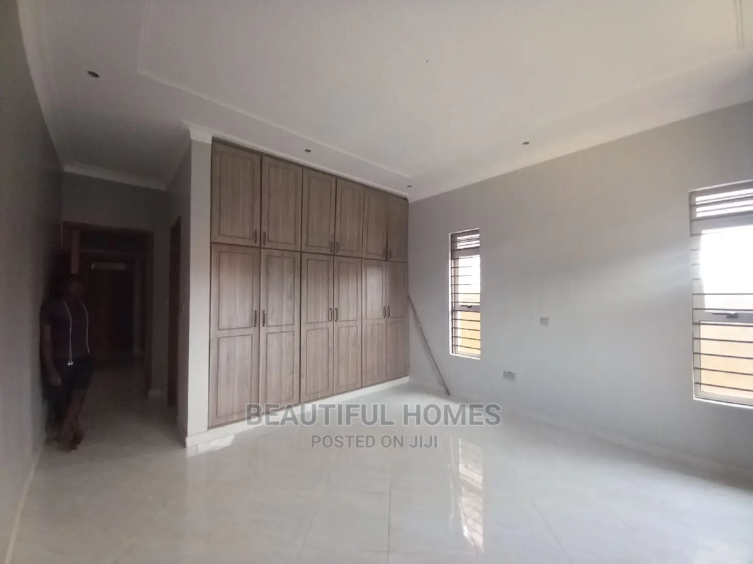 Furnished 4bdrm Bungalow in Kira for Sale in Kira