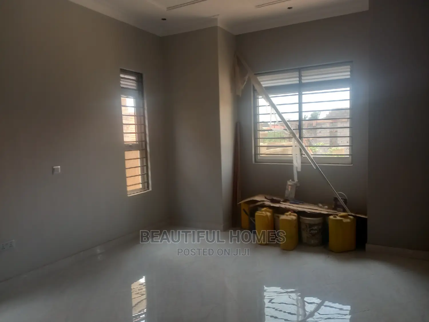 Furnished 4bdrm House in Kira for Sale in Kira