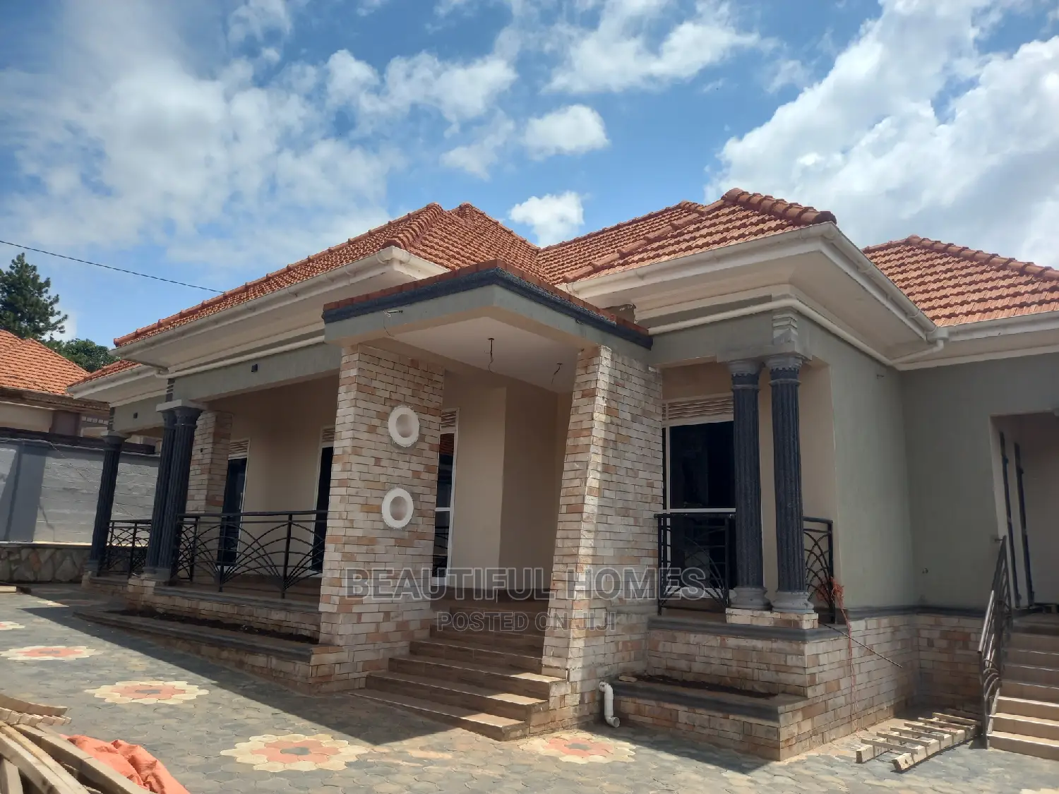 Furnished 4bdrm Bungalow in Kira Wealthy for Sale in Kira