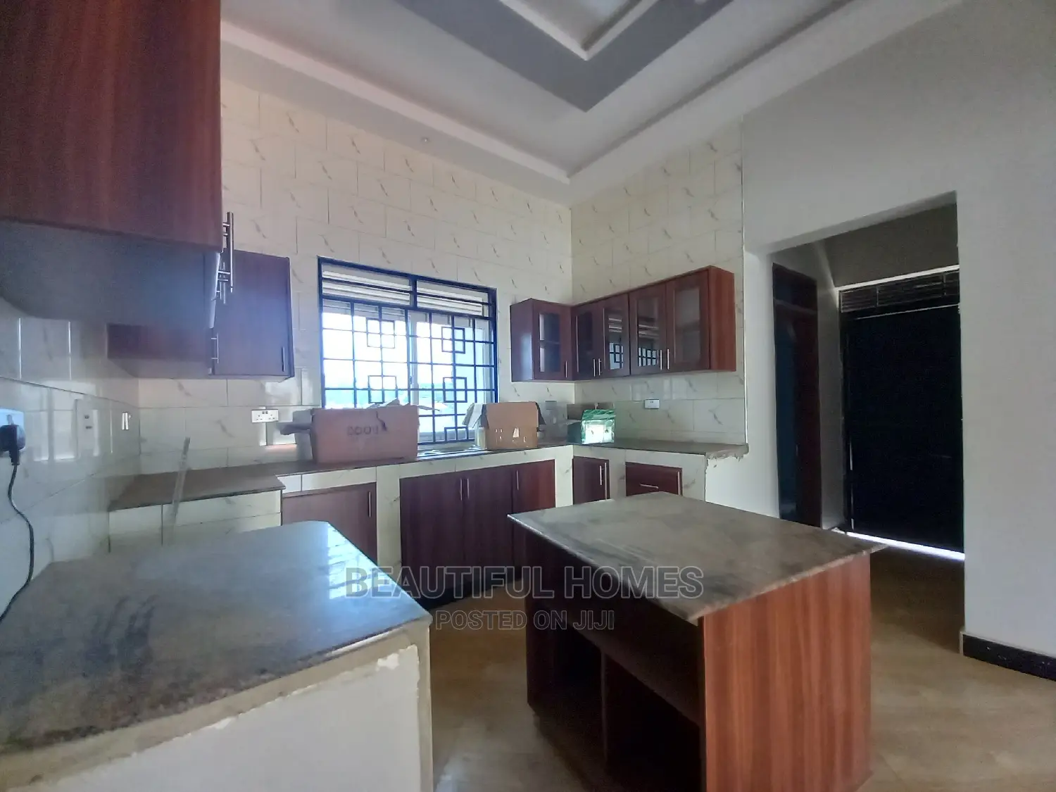 Furnished 4bdrm House in Kira for Sale in Kira