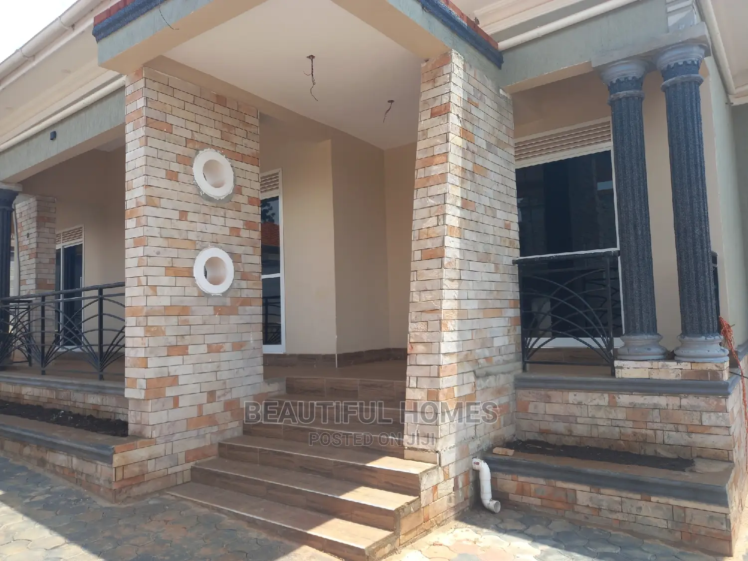 Furnished 4bdrm House in Kira for Sale in Kira
