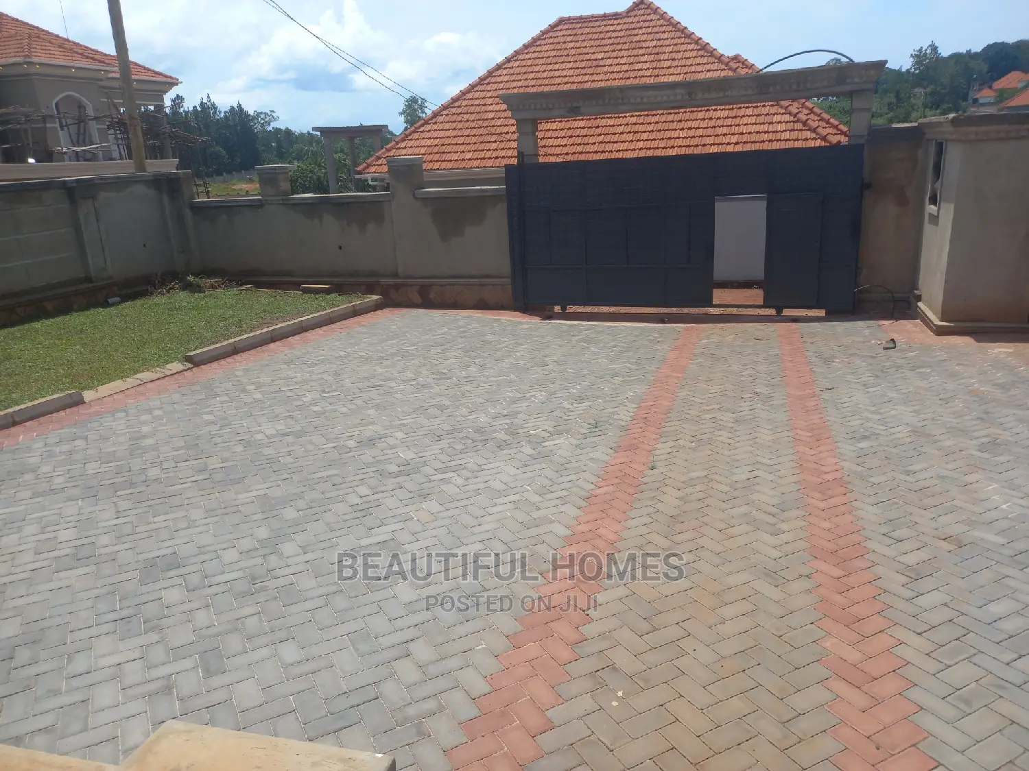 Furnished 4bdrm House in Kira First Class for Sale in Kira