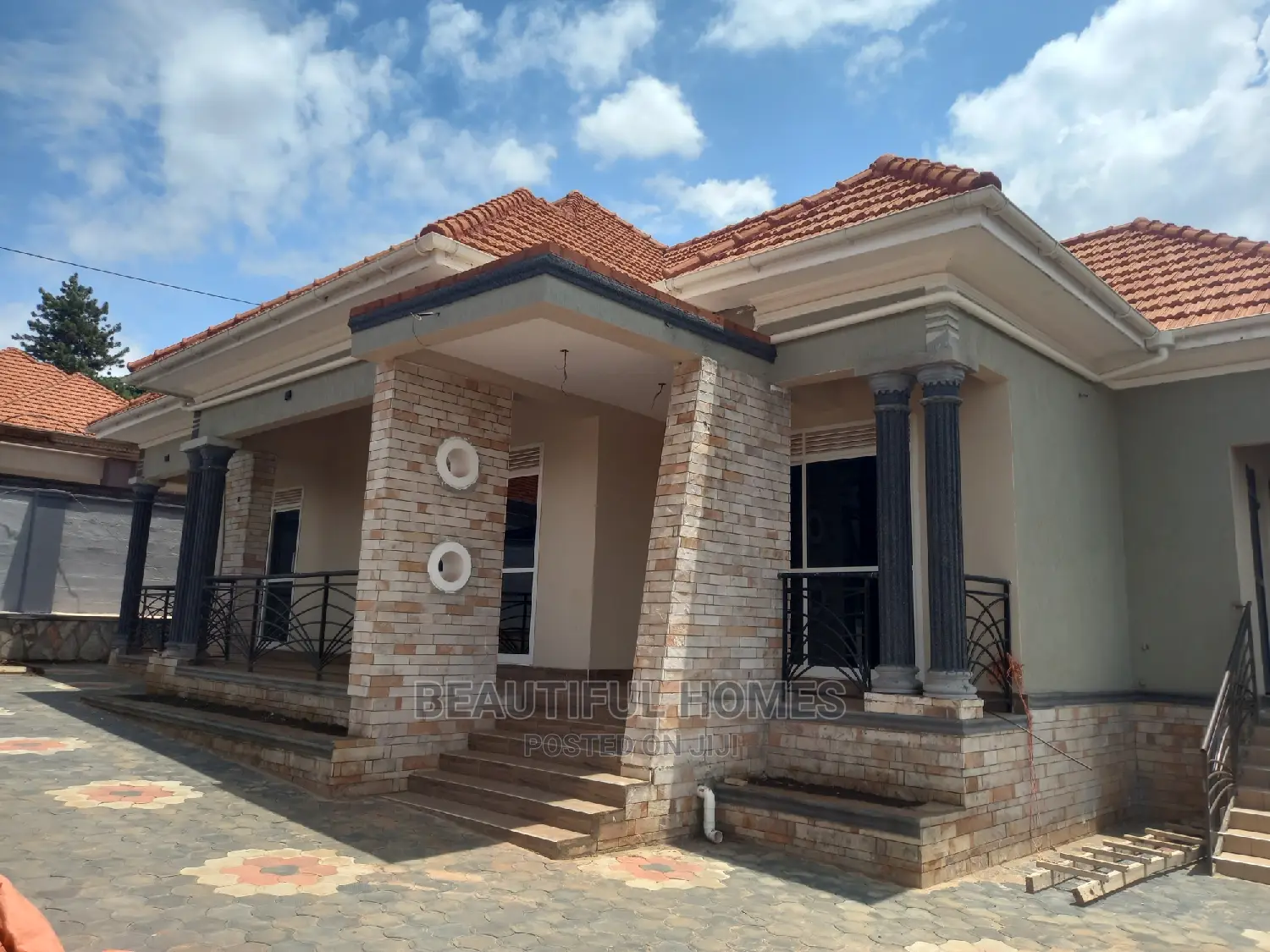 Furnished 4bdrm House in Kira First Class for Sale in Kira